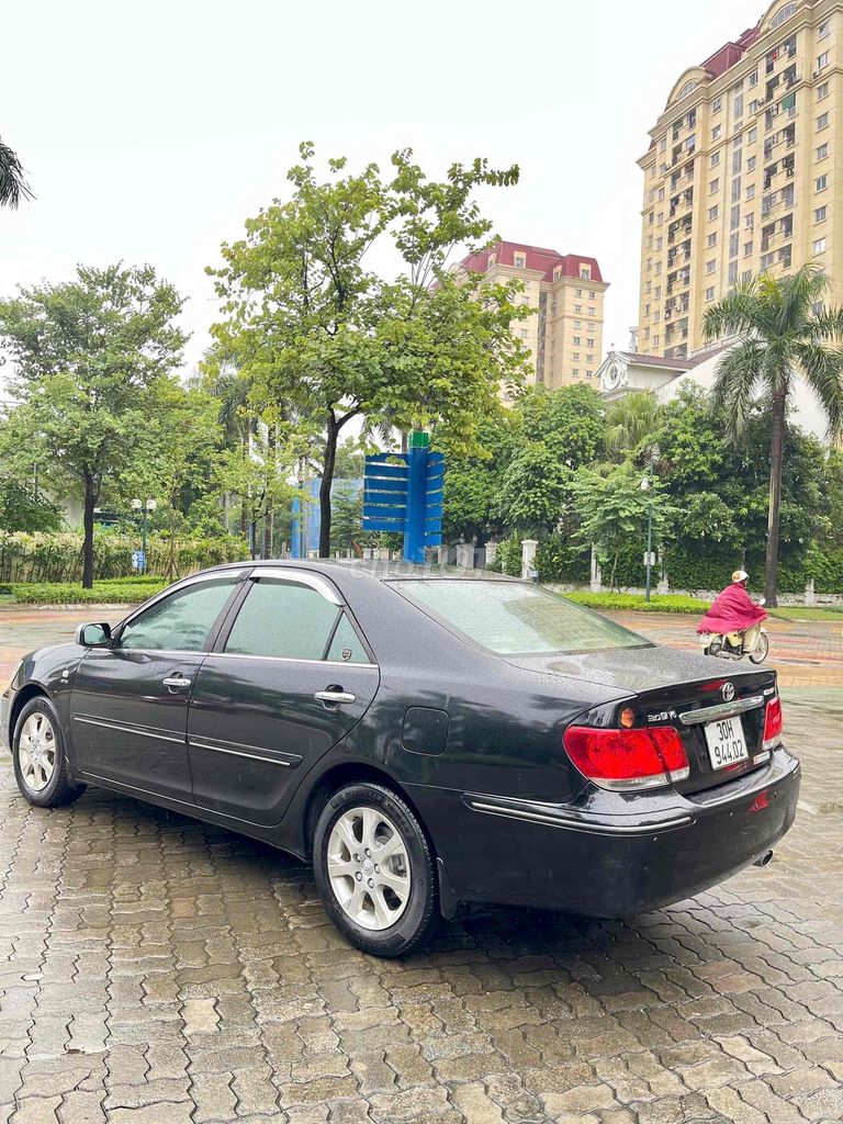 Toyota Camry 2005 автомат чёрный