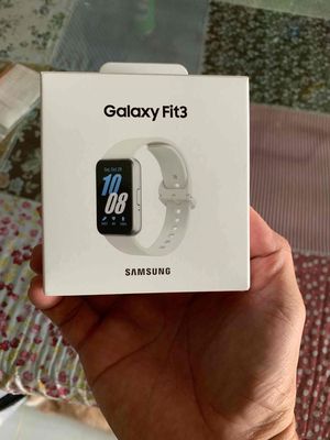 hcm- bán đồng hồ samsung fit 3 mới 100%