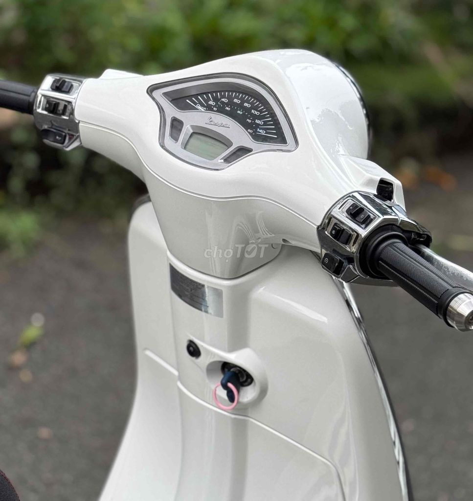 vespa primavera đời mới đèn led 9 chủ sang tên. Mua bán Xe máy tại Quận Gò Vấp Tp Hồ Chí Minh được đăng bởi CHXM 86 chuyên bán xe trả góp hình 12