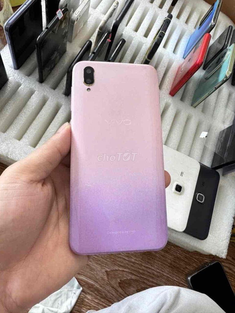 y97,r8/256,full cn,2 sim, nghe gọi ok, nứt kính. Mua bán Điện thoại tại Thành phố Thủ Dầu Một Bình Dương được đăng bởi Phước Mobile hình 1