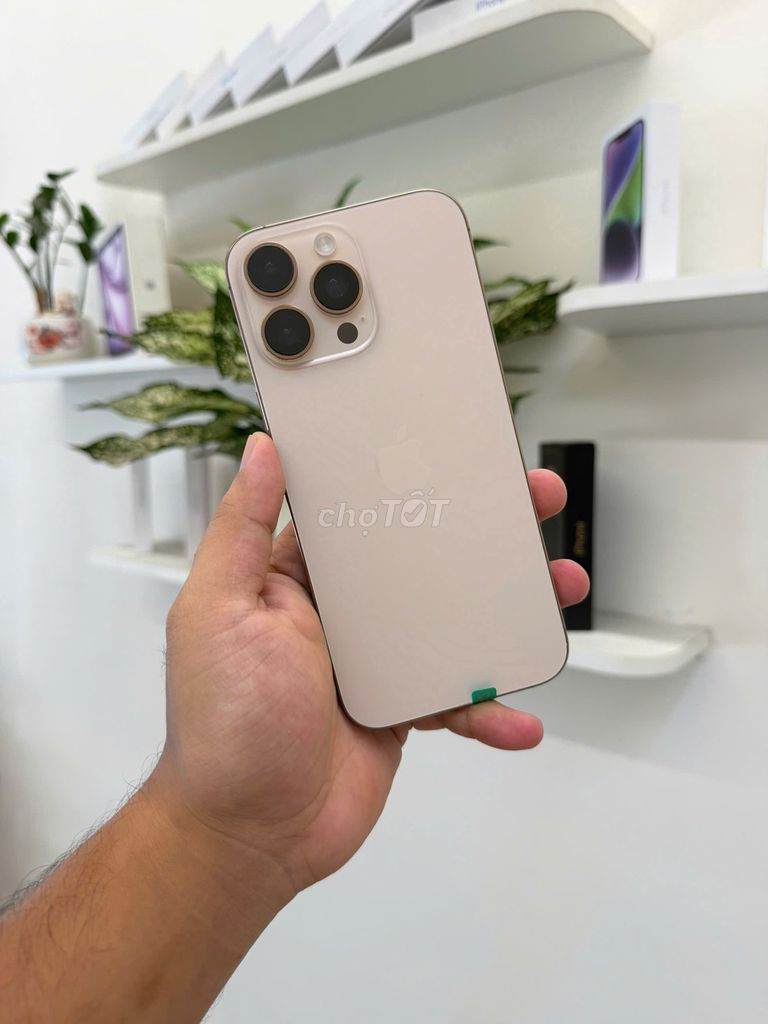 iPhone 16 Pro Max 256GB Sa mạc Zin all giá tốt. Mua bán Điện thoại tại Quận Đống Đa Hà Nội được đăng bởi Hiếu hình 1