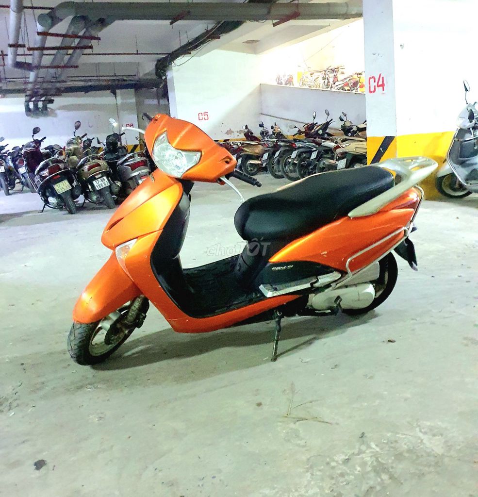 Xe lead nữ ít sử dụng máy zin nổ là đi giá hợp lí. Mua bán Xe máy tại Huyện Thanh Trì Hà Nội được đăng bởi Chủ shop Giày Nguyệt xinh hình 3