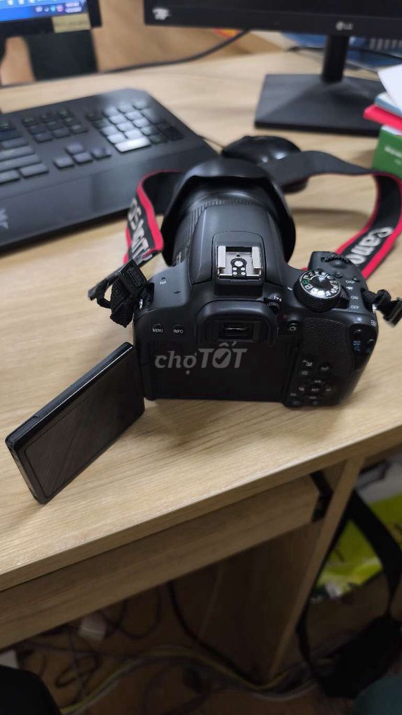 Máy ảnh Canon 800D kèm 18-135mm STM, 50f1.8 Đen. Mua bán Máy ảnh, Máy quay tại Thị xã Sơn Tây Hà Nội được đăng bởi cao quốc uyên hình 1
