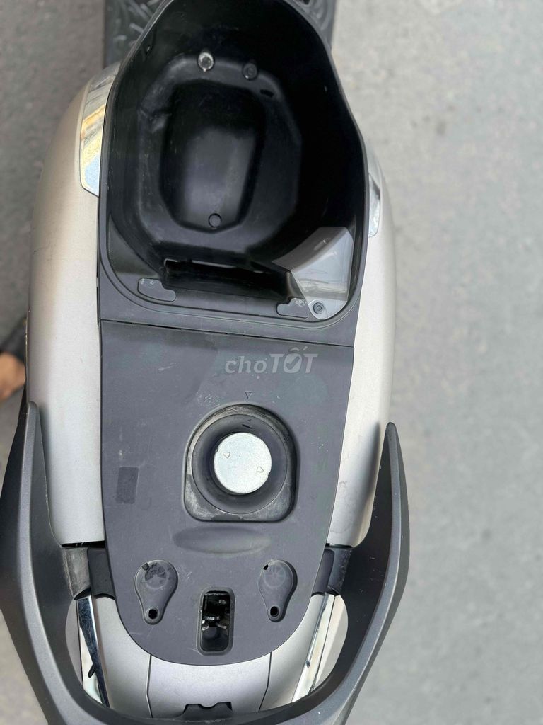 Shmode ABS 2022 lướt B65 GÓP CẦN CCCD ĐỦ 18tuổi. Mua bán Xe máy tại Quận Ninh Kiều Cần Thơ được đăng bởi XE MÁY HOÀNG YẾN hình 7