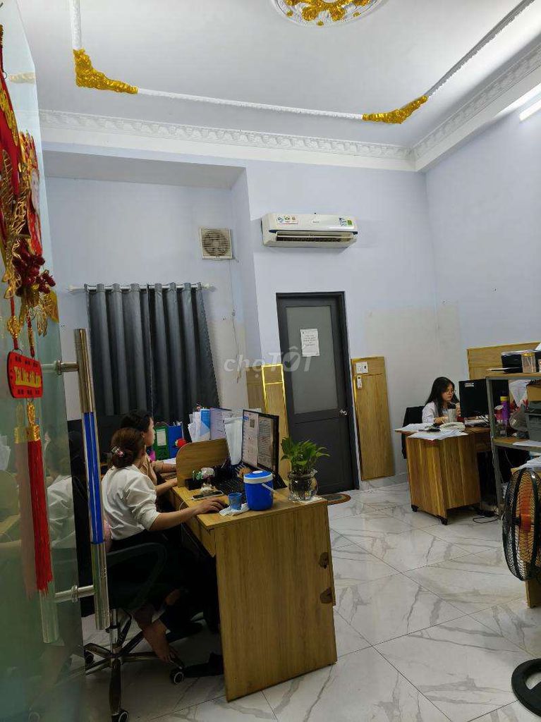 5tầng-thới-an-q12-khu nhà lầu đường rộng12m-khuvip. Mua bán Nhà ở tại Quận 12 Tp Hồ Chí Minh được đăng bởi Lê Phong  hình 5