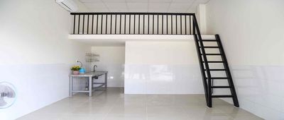 Phòng trọ cao cấp 30m2 gồm gác có máy lạnh gần Global City