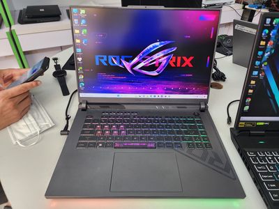 Laptop Gaming Asus ROG Strix G614 I7 13650HX 4060