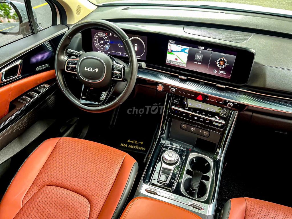 Kia Carnival 3.5 Signature Full 2023 Trắng/nâu. Mua bán Ô tô tại Quận 7 Tp Hồ Chí Minh được đăng bởi JENNIE hình 11