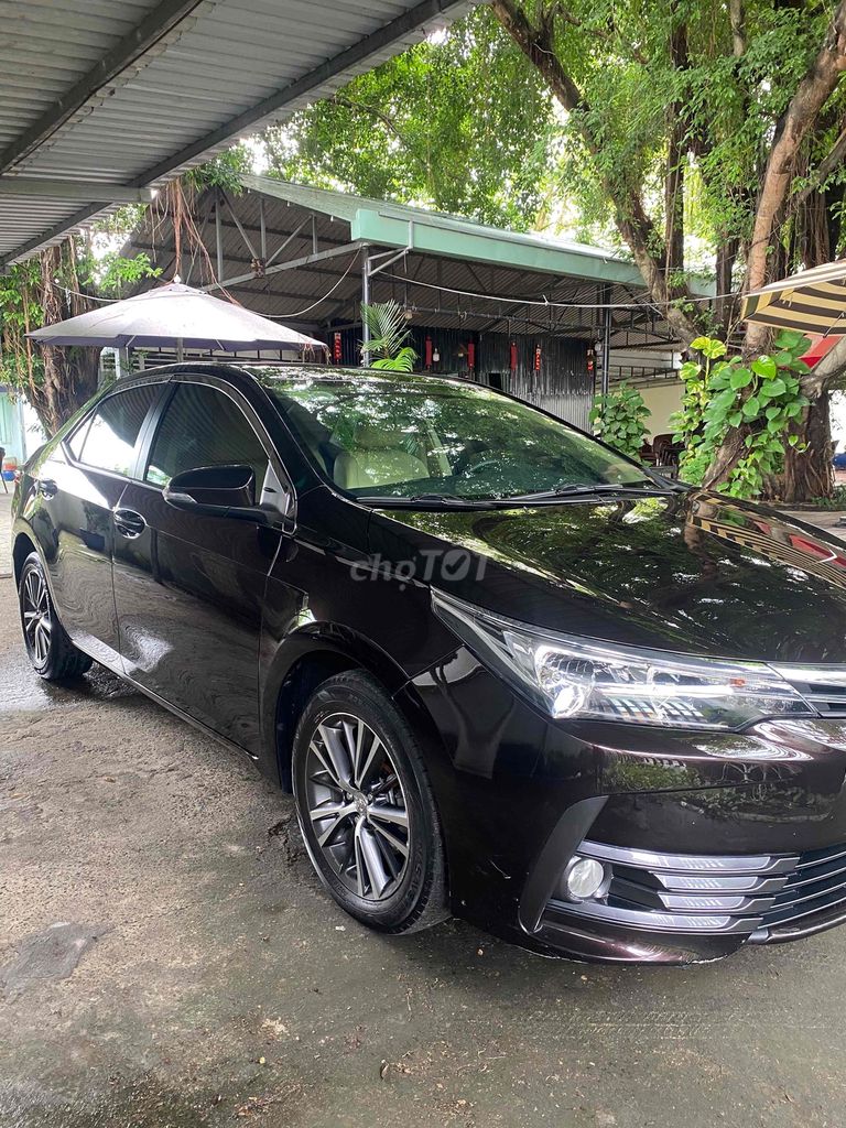 Toyota Corolla Altis 1.8G 2018 Nâu Việt Nam