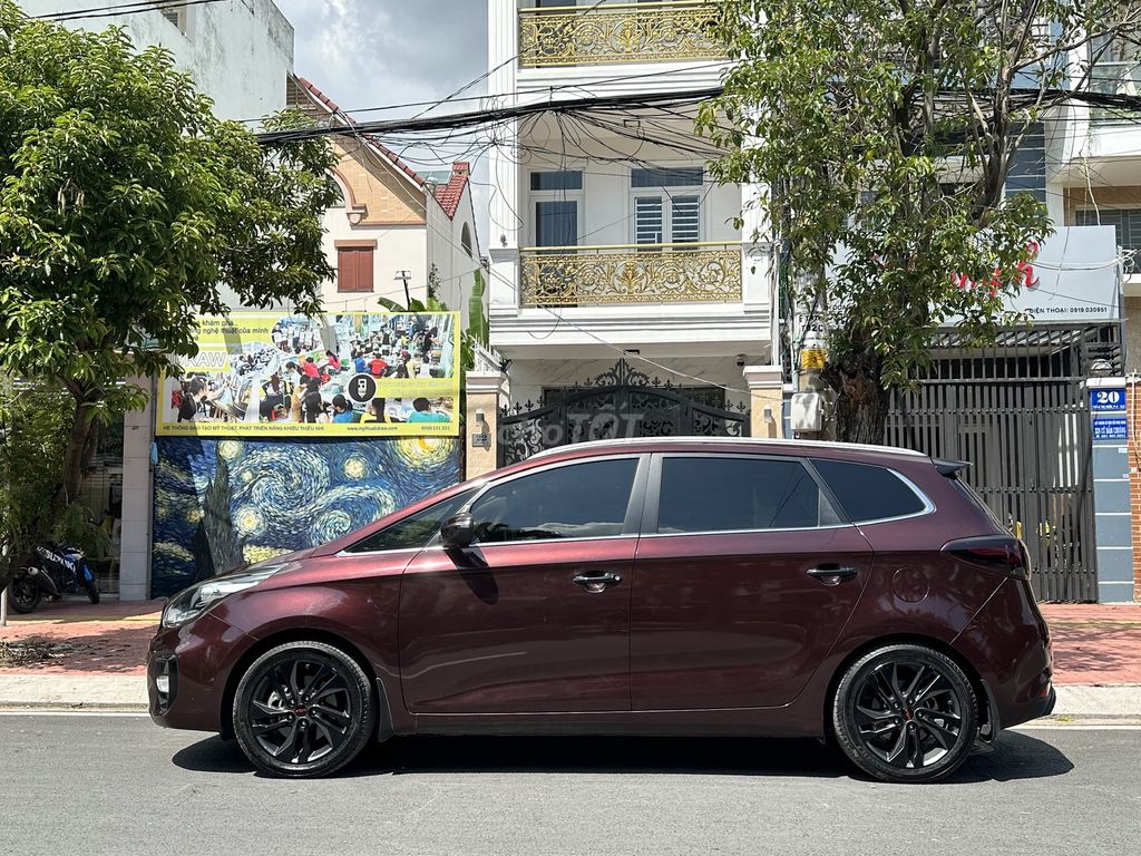 Kia Rondo 2019 GAT 64000 km. Mua bán Ô tô tại Quận 8 Tp Hồ Chí Minh được đăng bởi Duong Thanh Hieu hình 5