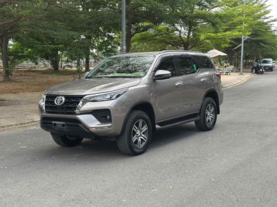 Toyota Fortuner 2020 2.4AT 4x2  - 110000 km
