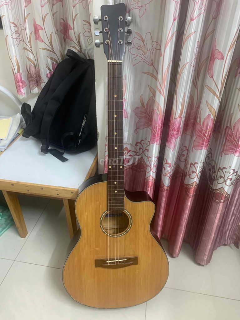 đàn guitar không sử dụng cần bán