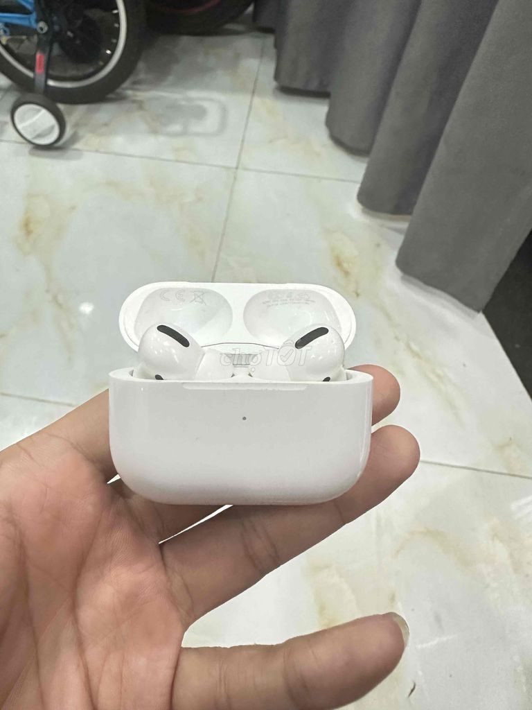 Tai nghe Apple AirPods Pro Trắng Rất mới. Mua bán Tivi, Âm thanh tại Quận Bình Thạnh Tp Hồ Chí Minh được đăng bởi trí hình 1