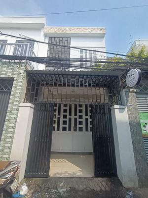 BÁN GẤP NHÀ 2 TẦNG – VỊ TRÍ KINH DOANH ĐẸP – GẦN BIỂN VŨNG TÀU