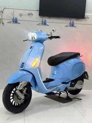 Piaggio Vespa Sprint 2018 Xanh dương. Mua bán Xe máy tại Quận 1 Tp Hồ Chí Minh được đăng bởi quốc đại