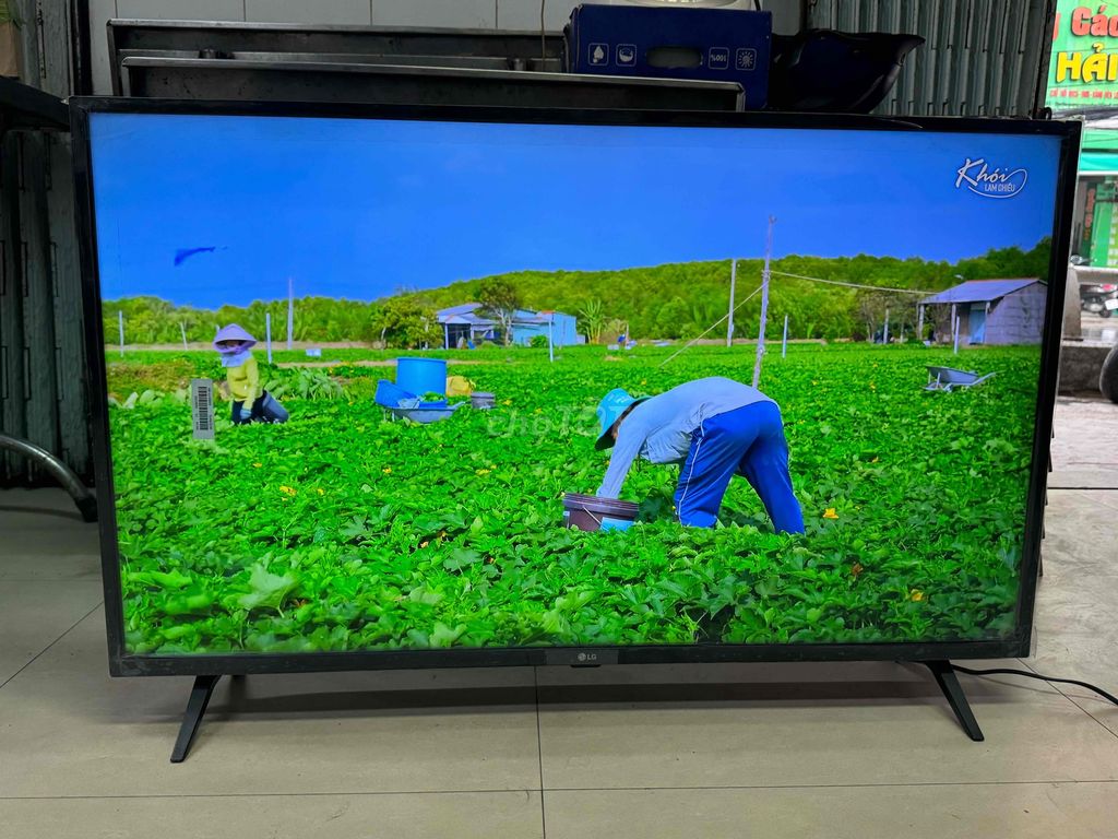 LG 43inch 4k ! Remote Nói-Chuột Bay ! Bluetooth ⚽️. Mua bán Tivi, Âm thanh tại Quận 8 Tp Hồ Chí Minh được đăng bởi Quốc hình 4