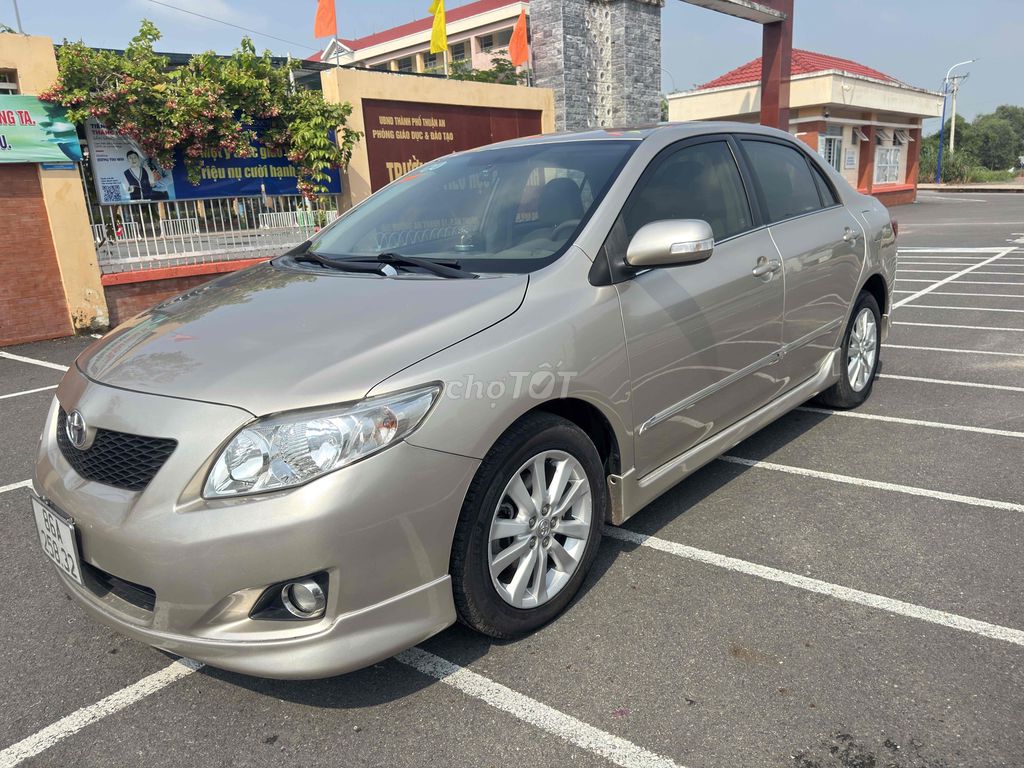 Toyota Corolla Altis 2010 2.0V - 90 km. Mua bán Ô tô tại Quận 12 Tp Hồ Chí Minh được đăng bởi Nguyen van nhut hình 2