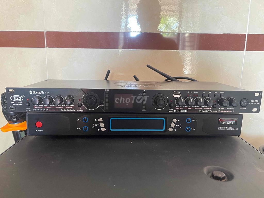 mic và nâng tiếng. Mua bán Tivi, Âm thanh tại Huyện Bù Đốp Bình Phước được đăng bởi Trang hình 1
