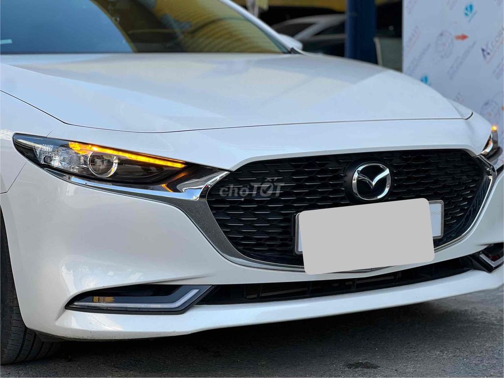 Mazda 3 2023 Luxury Trắng 27.000 km. Mua bán Ô tô tại Quận Tân Phú Tp Hồ Chí Minh được đăng bởi Nguyễn Tân Xe Lướt  hình 4