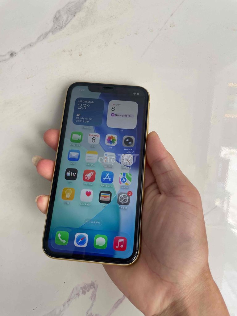 Apple iPhone 11 64GB Vàng Đã dùng. Mua bán Điện thoại tại Quận Ngũ Hành Sơn Đà Nẵng được đăng bởi Trần lêpp hình 1