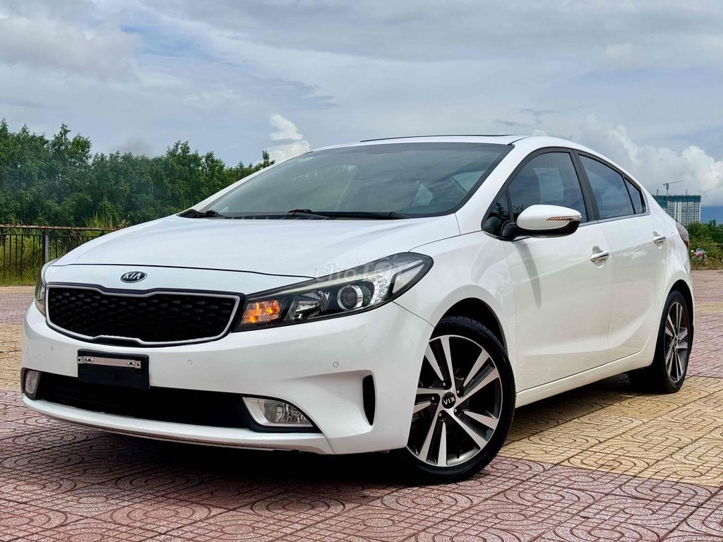 Kia Cerato 2018 1.6 AT Luxury - 81000 km. Mua bán Ô tô tại Quận Cẩm Lệ Đà Nẵng được đăng bởi nguyễn văn khoa hình 3