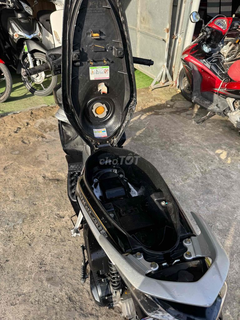 Honda Ab 110/ Fi 2009/ Zin Cọp Bs65. Mua bán Xe máy tại Quận Bình Thuỷ Cần Thơ được đăng bởi CỬA HÀNG XE MÁY VŨ Fi hình 5