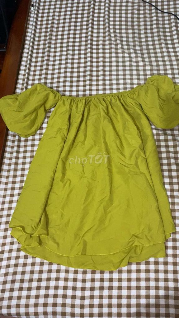 Áo trễ vai nữ Xanh nõn chuối mềm mại. Mua bán Quần áo tại Thành phố Cẩm Phả Quảng Ninh được đăng bởi Linh Kh hình 1