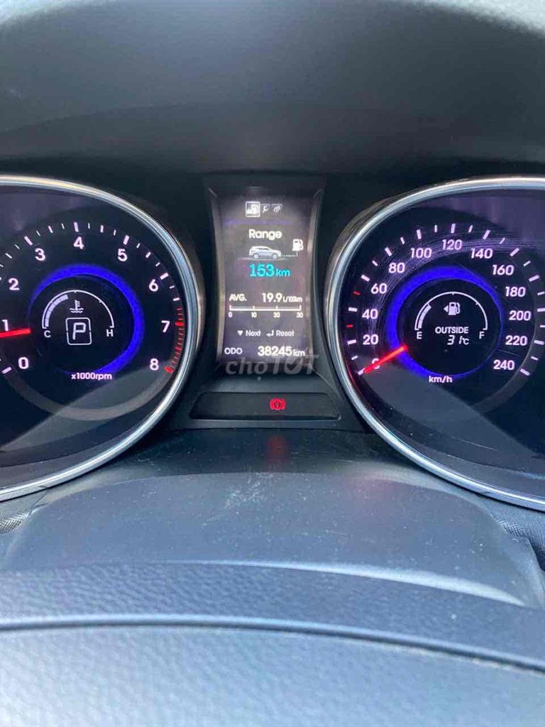 Hyundai Santa Fe 2015 2.4L 4WD - 43000 km. Mua bán Ô tô tại Quận Tân Phú Tp Hồ Chí Minh được đăng bởi Niên hình 7