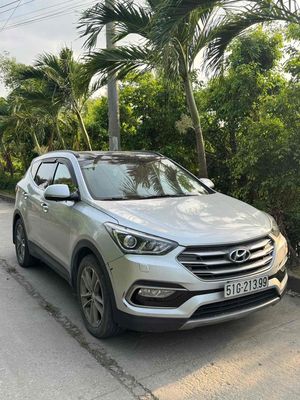 Hyundai Santa Fe 2017 2.4L 4WD - 77000 km