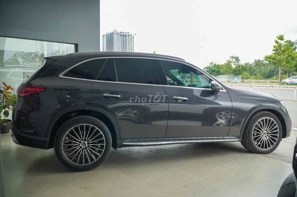 Mercedes GLC300 4Matic 2023 с пробегом 30.000 км