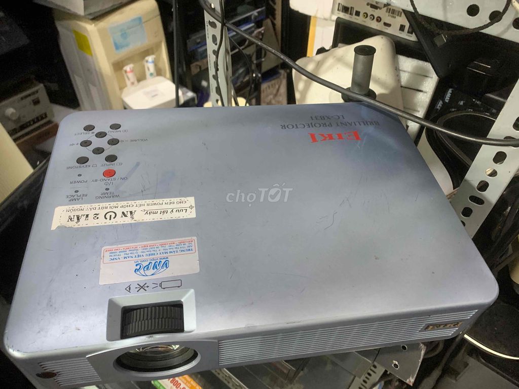 Máy chiếu EIKI LC-XB31 Xám. Mua bán Đồ dùng văn phòng tại Quận Gò Vấp Tp Hồ Chí Minh được đăng bởi Nhi Sale hình 1