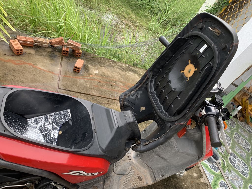 (Đã bán) Yamaha Bw's 125 date 2010. Mua bán Xe máy tại Huyện Bình Đại Bến Tre được đăng bởi Thang Pham hình 5