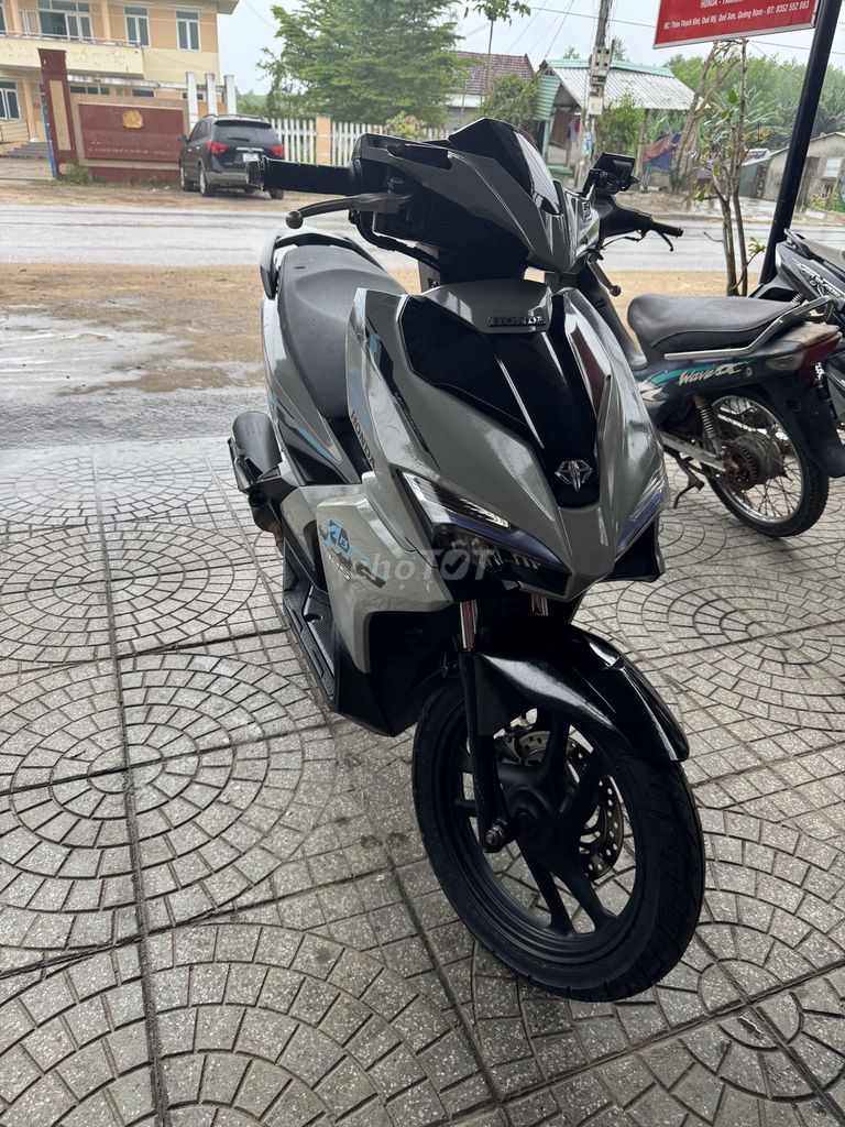 Cần bán xe ab 2017 biển 43D1. Mua bán Xe máy tại Huyện Quế Sơn Quảng Nam được đăng bởi Văn hà hình 2