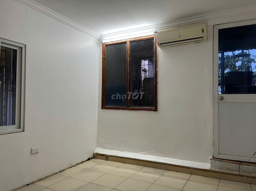 Thông tầng, CHTT 60m2,đẹp, VIEW sân thượng, Lê Thanh Nghị- Bạch Mai .