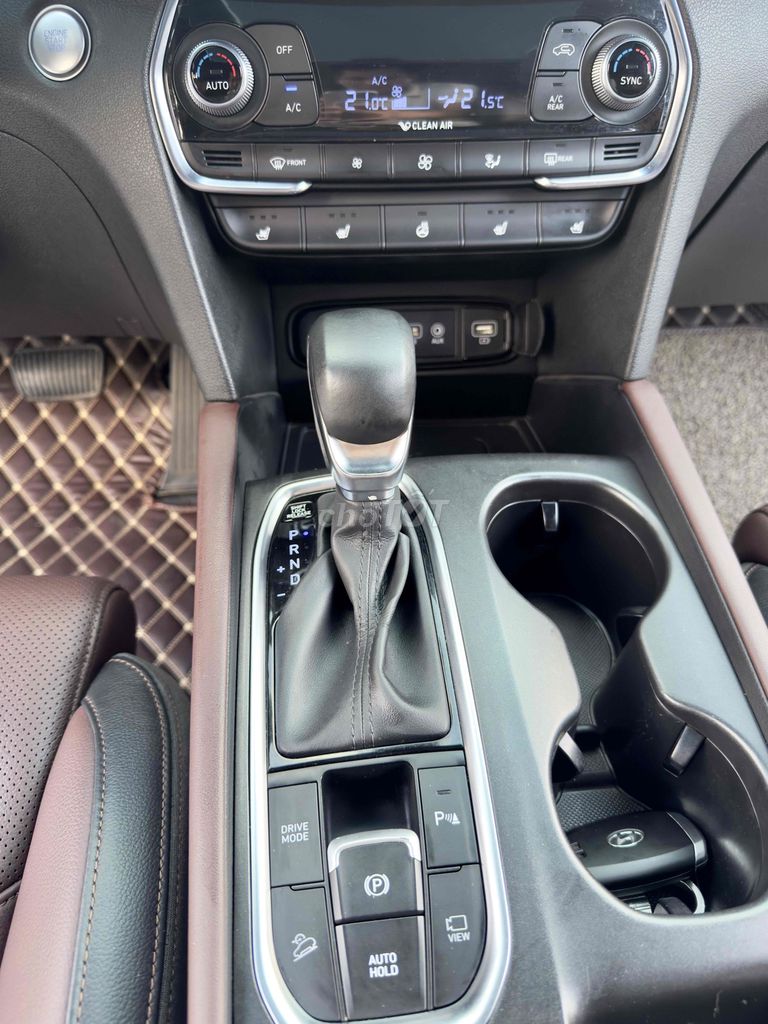 Hyundai SantaFe  2.2L Dầu Premium 2020. Mua bán Ô tô tại Quận Long Biên Hà Nội được đăng bởi Tạ Dũng hình 13