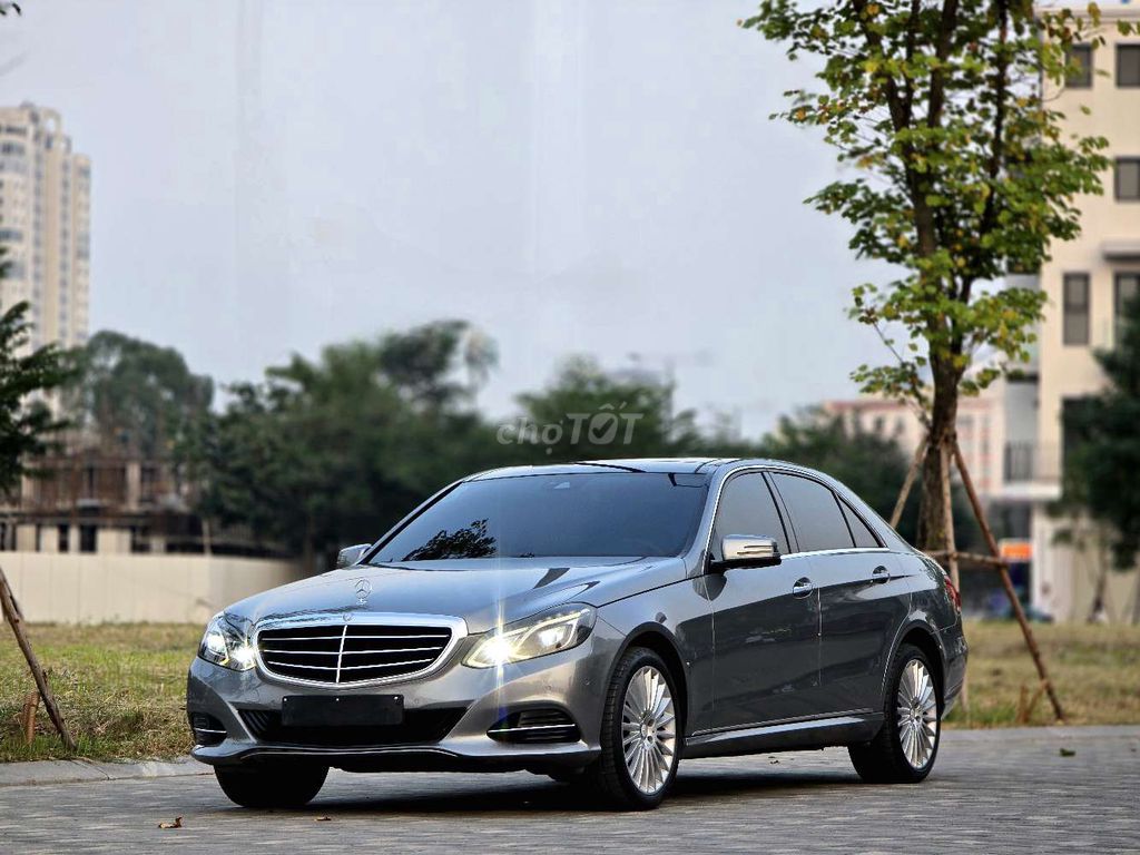 MERCEDES BENZ E400 2013