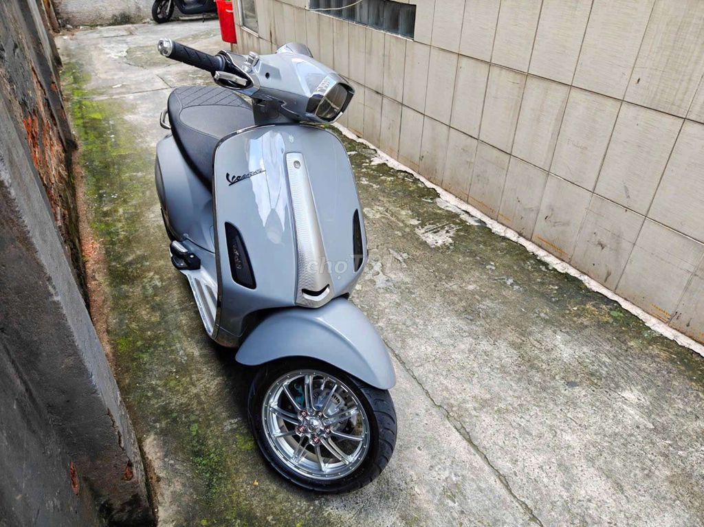 Vespa Sprint 150 Full đồ chơi Odo 5000km. Mua bán Xe máy tại Quận 10 Tp Hồ Chí Minh được đăng bởi Nguyễn Đình Nguyên hình 2