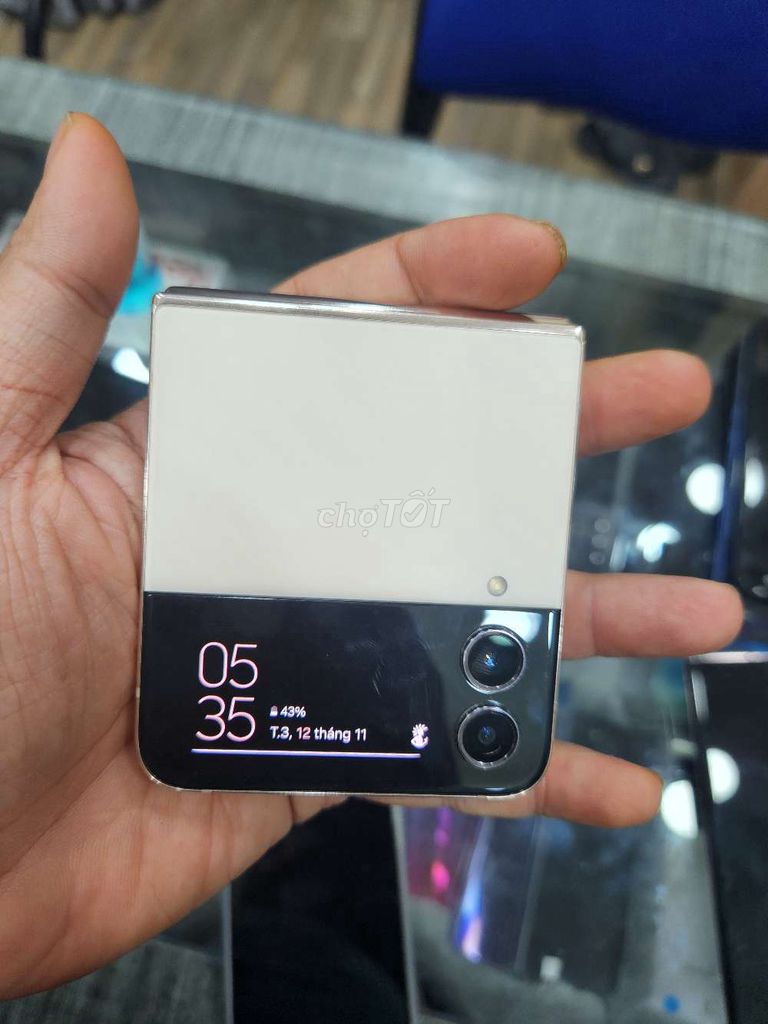 Zflip 4 giá bèo màn đẹp 512gb