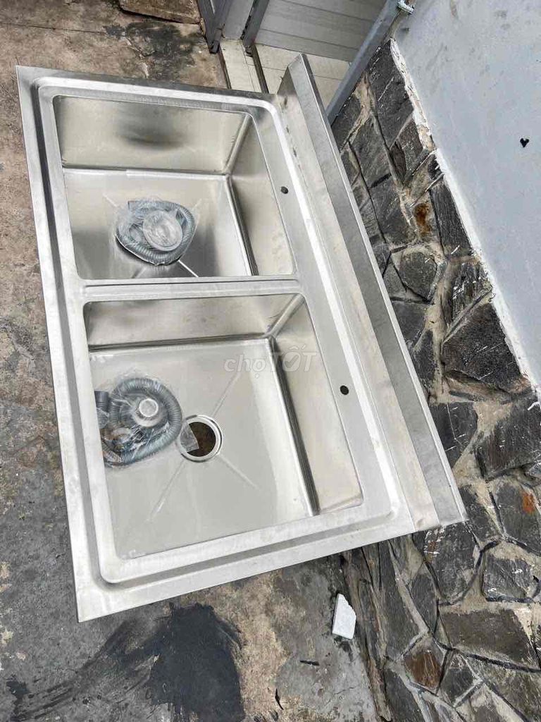 Bồn rửa chén Inox 2 hộc có chân. Mua bán Thiết bị vệ sinh, nhà tắm tại Quận Tân Bình Tp Hồ Chí Minh được đăng bởi Inoxgiare hình 1