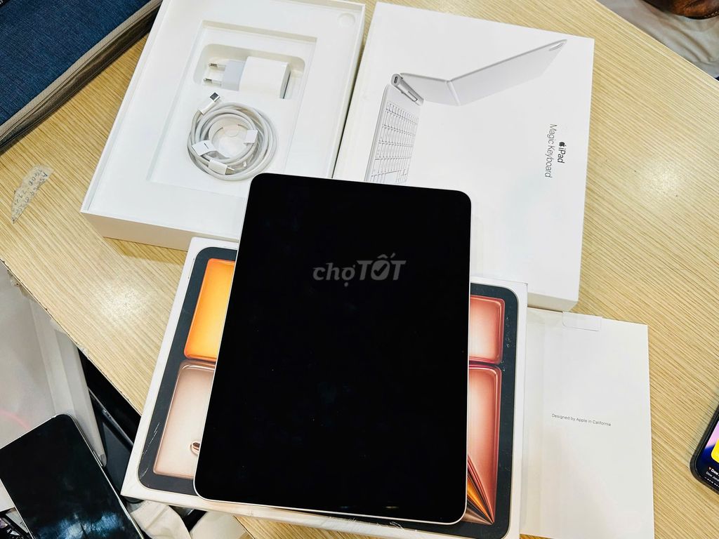 Apple iPad Air M3 11 inch 128GB Bạc. Mua bán Máy tính bảng tại Quận Đống Đa Hà Nội được đăng bởi Long Nghiêm hình 1