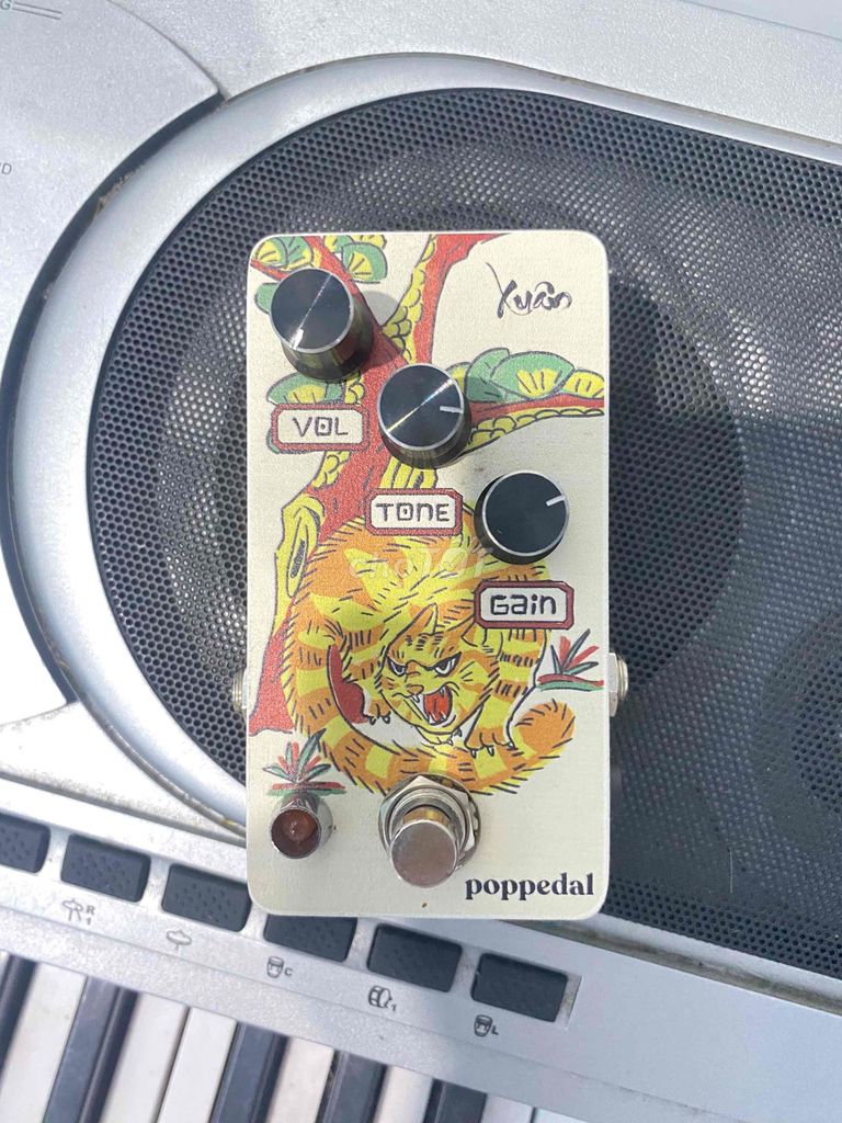 Poppedal Pedal Distortion Trắng Mới 100%. Mua bán Nhạc cụ tại Huyện Giồng Riềng Kiên Giang được đăng bởi Tú Anh Nguyễn hình 1