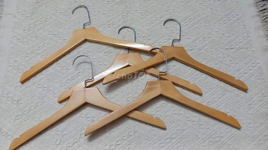 Móc áo Gỗ Mới 99%. Mua bán Nội thất, đồ gia dụng khác tại Quận Bình Thạnh Tp Hồ Chí Minh được đăng bởi Lê Ngọc Mỹ Yến hình 1