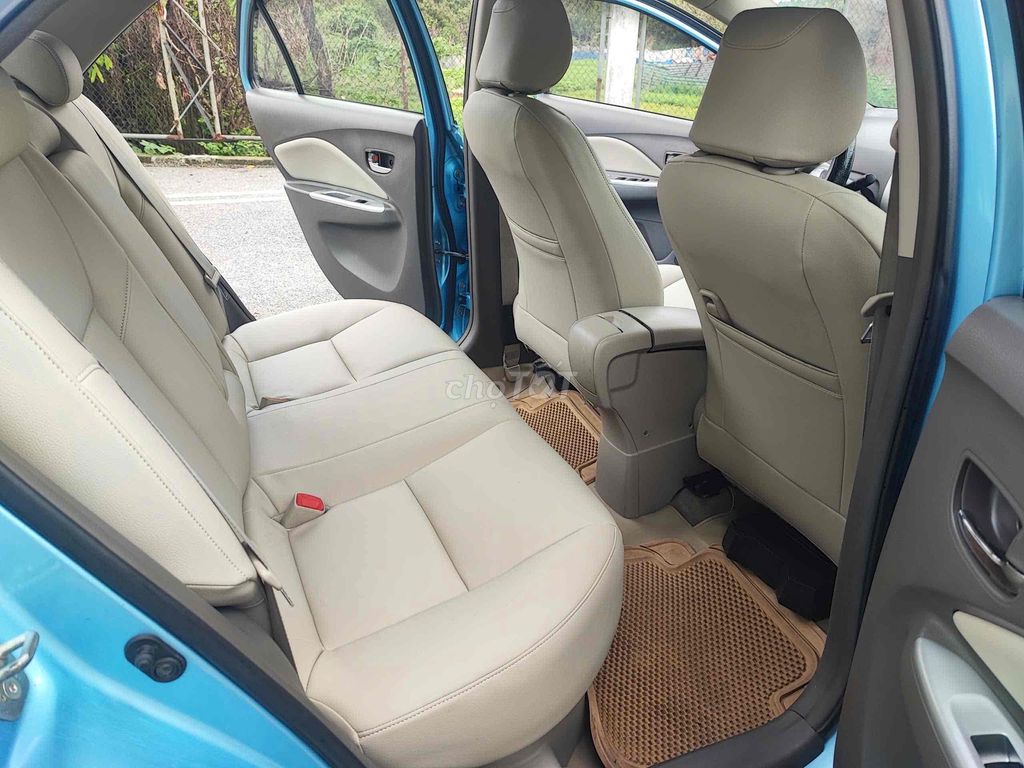 Toyota Vios 2010 G - 120000 km. Mua bán Ô tô tại Quận Hai Bà Trưng Hà Nội được đăng bởi Bùi hiển hình 10