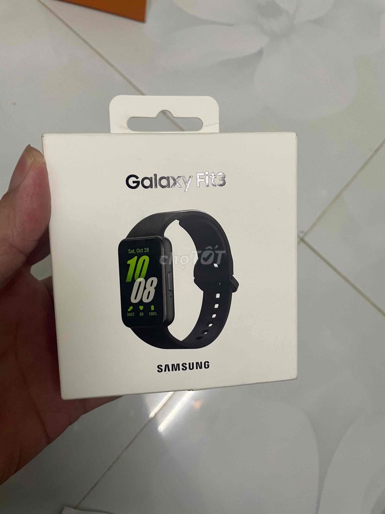 Samsung Galaxy Fit3 Đen. Mua bán Thiết bị đeo thông minh tại Huyện Long Điền Bà Rịa - Vũng Tàu được đăng bởi Măng hình 1