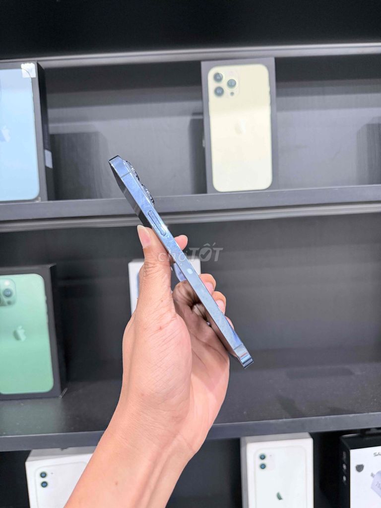 Apple iPhone 13 Pro Max 128GB Zin chưa bung. Mua bán Điện thoại tại Huyện Châu Đức Bà Rịa - Vũng Tàu được đăng bởi Lê Quang Sáng hình 1