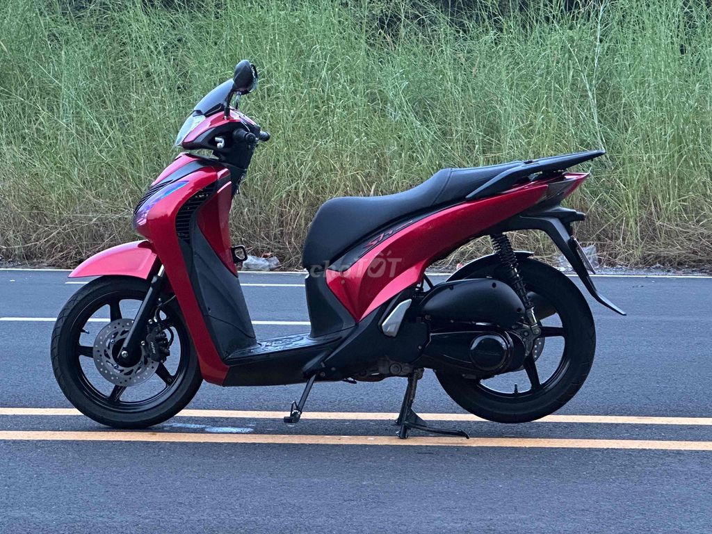 Cần bán SH đã lên áo ý đỏ. Mua bán Xe máy tại Huyện Đồng Phú Bình Phước được đăng bởi Lê Tuấn Vũ hình 2