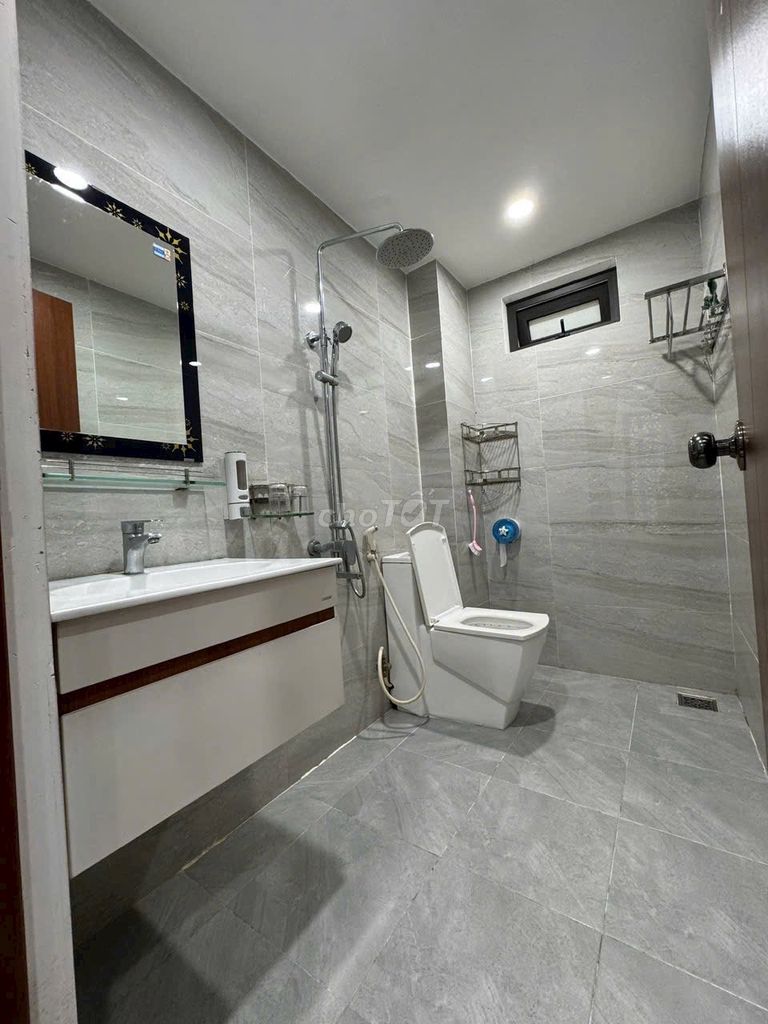 Трёхэтажный дом с 4 спальнями на Mai Chí Thọ — фото 6