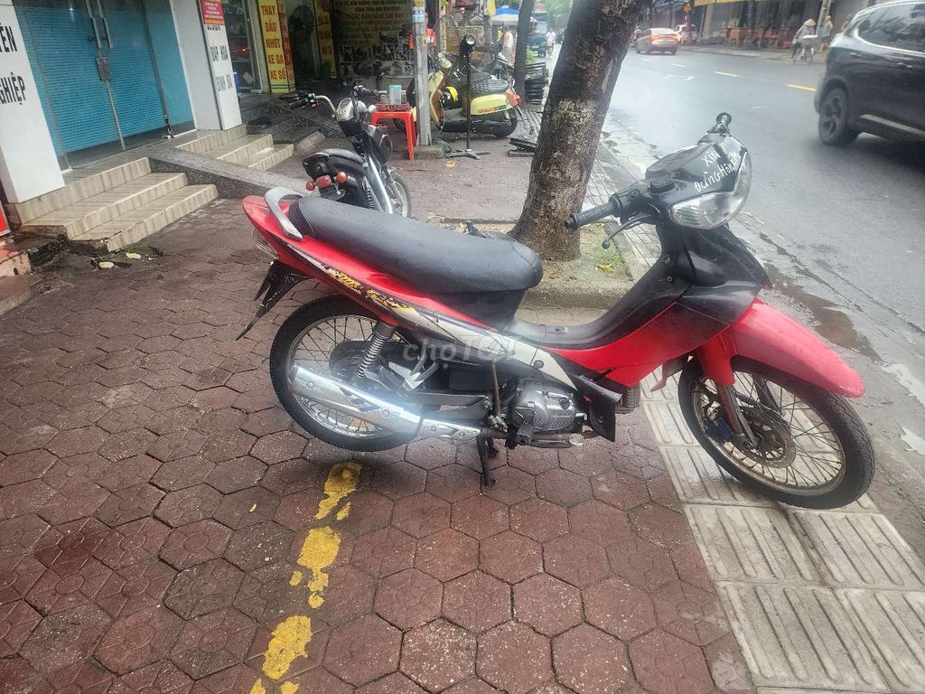 Cần bán xe nhu hình +giấy tờ đầy đủ. Mua bán Xe máy tại Quận Kiến An Hải Phòng được đăng bởi Hà Minh Tuấn hình 2