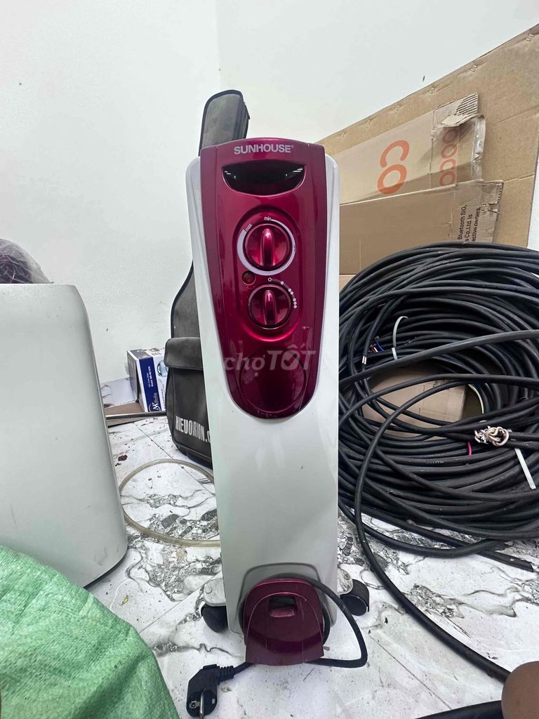 Máy sưởi dầu SUNHOUSE SHD7086 Đỏ, trắng. Mua bán Nội thất, đồ gia dụng khác tại Huyện Chương Mỹ Hà Nội được đăng bởi Nguyễn Văn Long hình 1