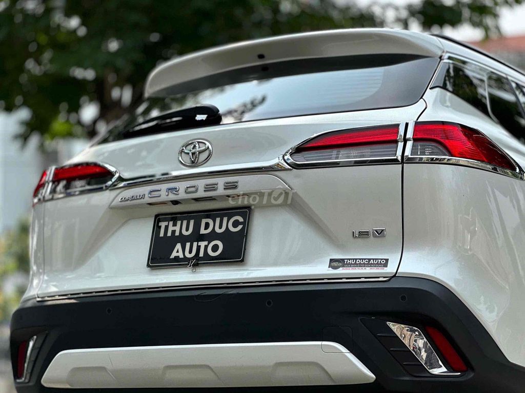 Toyota Corolla Cross 1.8V 2020 Белый 39 000 км